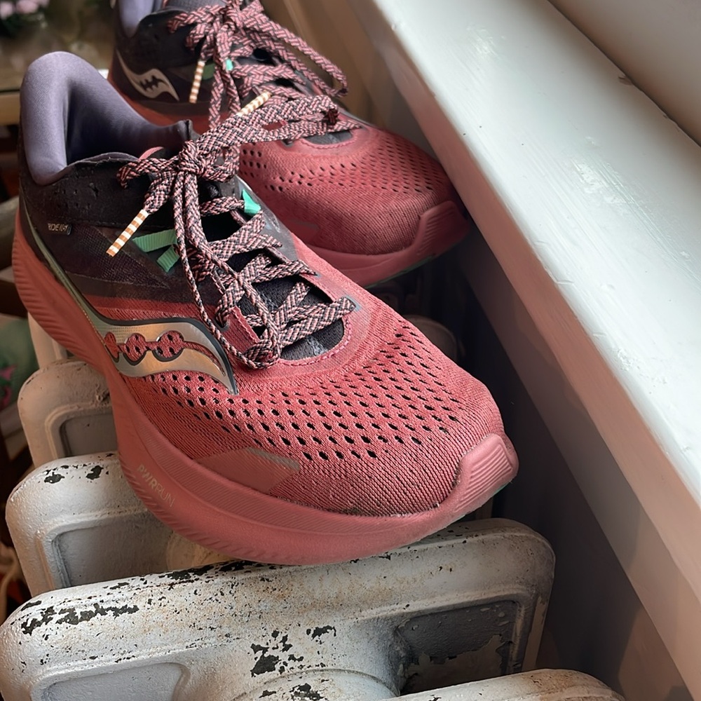 Saucony Ride Pink and Black Athletic Shoes with Breathable Mesh
